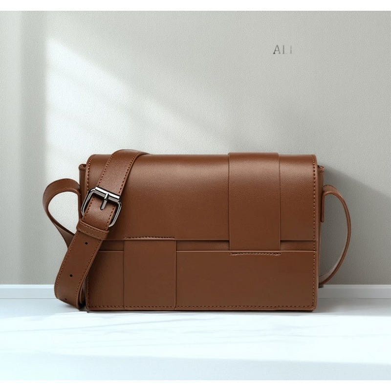 Yaya 2025 Spring\u002FSummer New: Unisex Woven Small Square Bag, Niche And Minimalist Design, Casual And Versatile for Everyday Wear, Full of Fashion