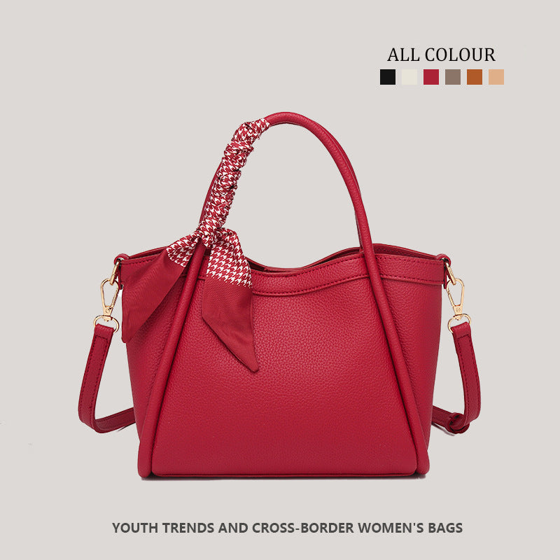 Niche Vegetable Basket Bag for Women: New High-end Niche Style, Versatile as a Handbag, Shoulder Bag, or Crossbody Bag, Convenient for Commuting and Carrying Items, Super Exquisite for Daily Outfits