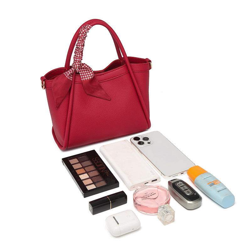 Niche Vegetable Basket Bag for Women: New High-end Niche Style, Versatile as a Handbag, Shoulder Bag, or Crossbody Bag, Convenient for Commuting and Carrying Items, Super Exquisite for Daily Outfits