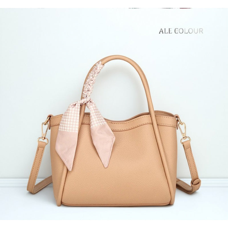 Niche Vegetable Basket Bag for Women: New High-end Niche Style, Versatile as a Handbag, Shoulder Bag, or Crossbody Bag, Convenient for Commuting and Carrying Items, Super Exquisite for Daily Outfits